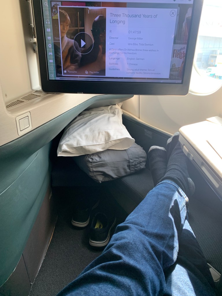 Neil Scrivener reviews Cathay Pacific's Business Class on board CX253 from Hong Kong to Heathrow on the A350-900.