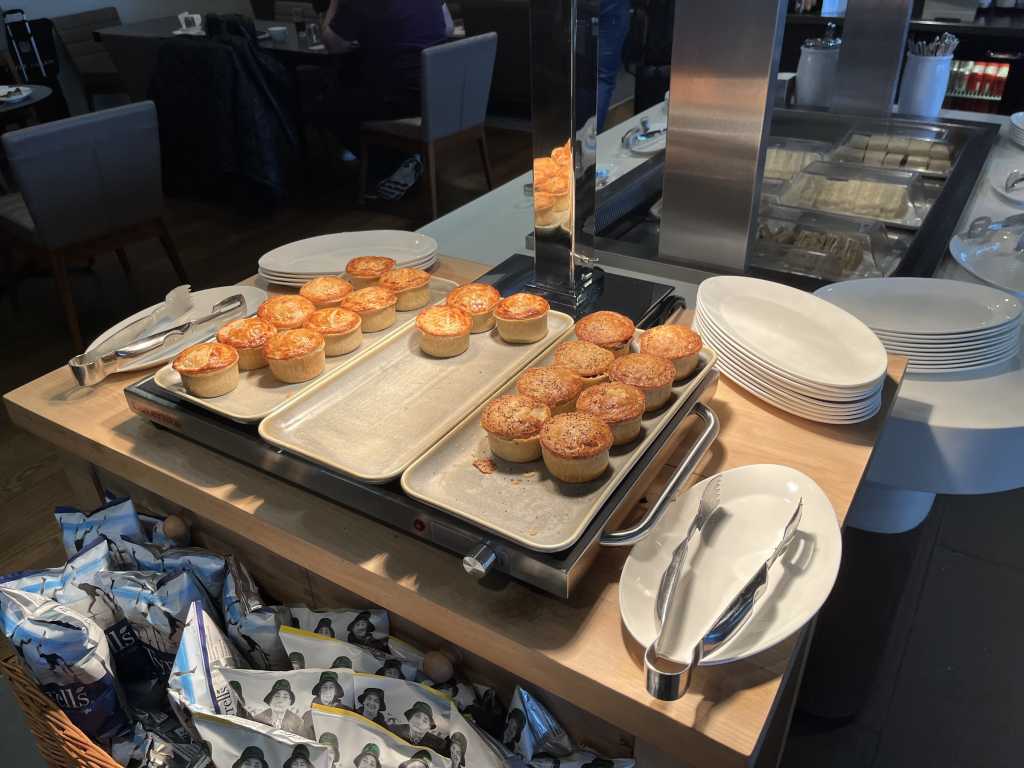 Neil Scrivener reviews the British Airways Lounge at Glasgow International Airport (GLA). Access for OneWorld Members and those flying Business Class.