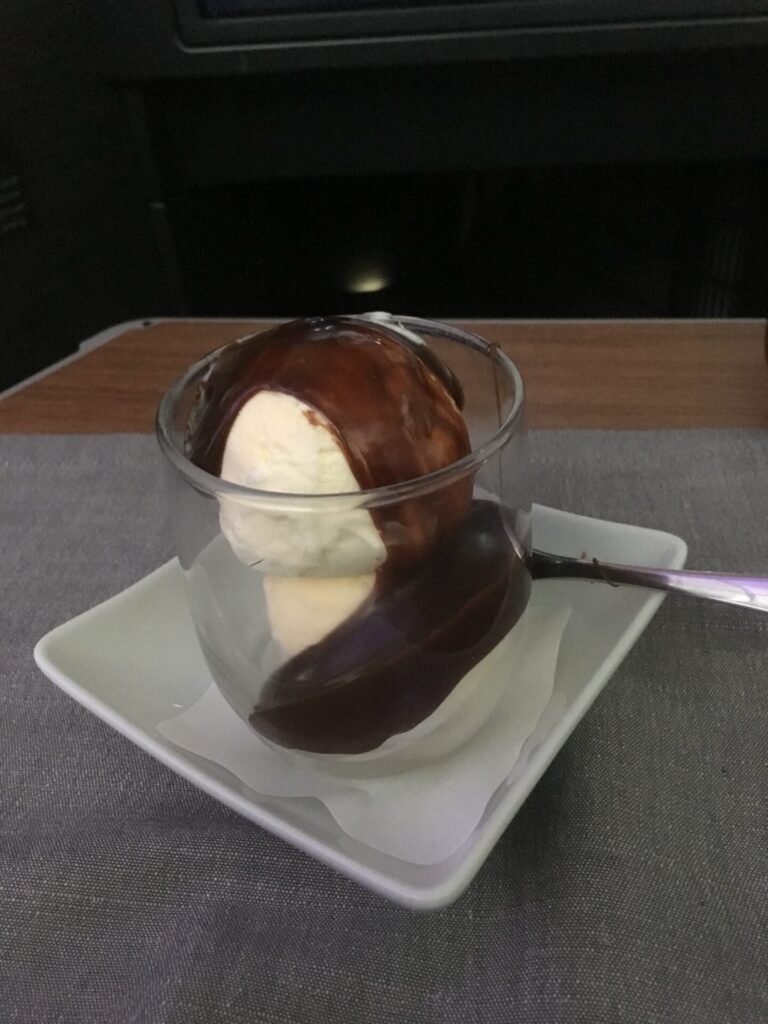 Neil Scrivener reviews AA51 and AA1175 from London Heathrow to San Francisco via Dallas in Flagship Business Class and First Class. 