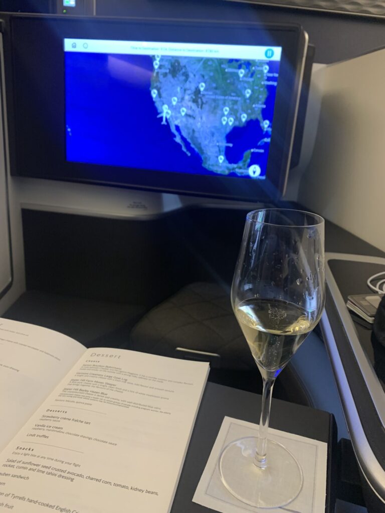 Neil Scrivener reviews British Airways First / First Class Cabin on their Boeing 777-300ER from LAX to LHR