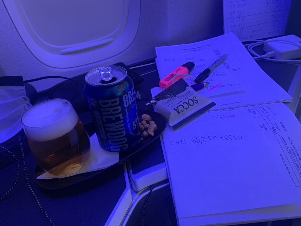 Neil Scrivener reviews British Airways BA207 from Heathrow to Miami in Business Class in Club Suite on the Boeing 777-200.