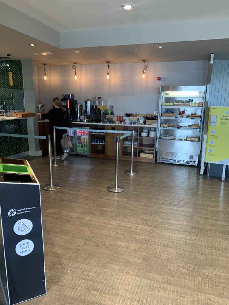 Neil Scrivener reviews The Lounge at Dublin Airport's Terminal 1 - access for OneWorld, Priority Pass and other members.