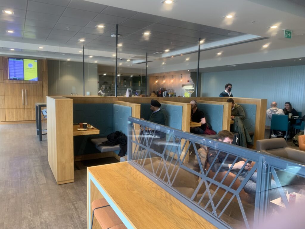 Neil Scrivener reviews The Lounge at Dublin Airport's Terminal 1 - access for OneWorld, Priority Pass and other members.