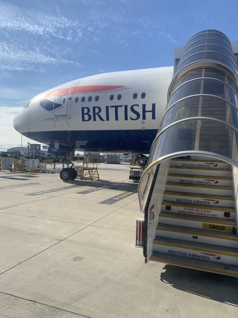 Neil Scrivener reviews British Airways First on BA053 from London Heathrow to Seattle Tacoma airport on the Boeing 777-300ER.