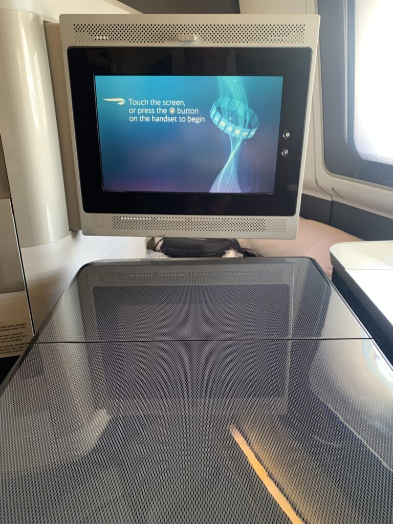 Neil Scrivener reviews British Airways First on BA053 from London Heathrow to Seattle Tacoma airport on the Boeing 777-300ER.