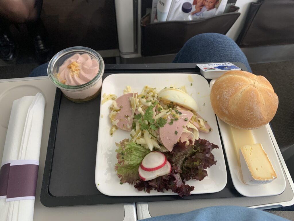 Neil Scrivener reviews Swiss Air's Business Class on flights from London Heathrow to Zurich and Brussels.