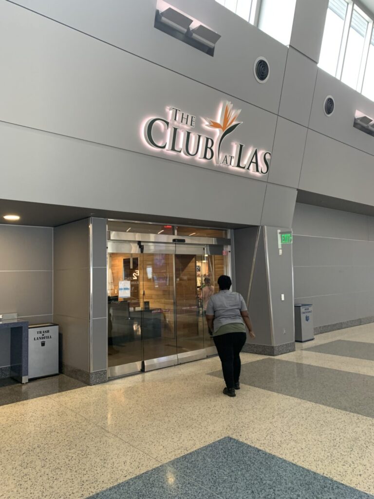 Flying Business reviews The Club at Las Vegas Harry Reid Airport - access for Priority Pass holders and numerous airlines if flying Business Class. 