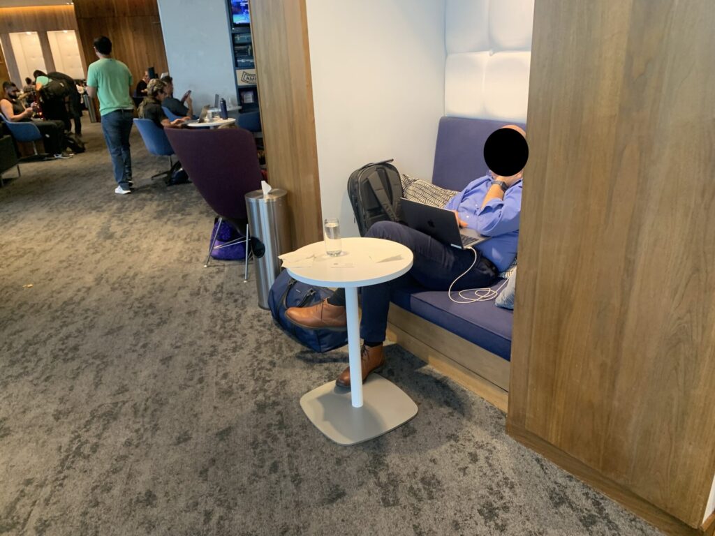 Flying Business reviews the American Express Centurion Lounge at Las Vegas Harry Reid Airport (LAS).