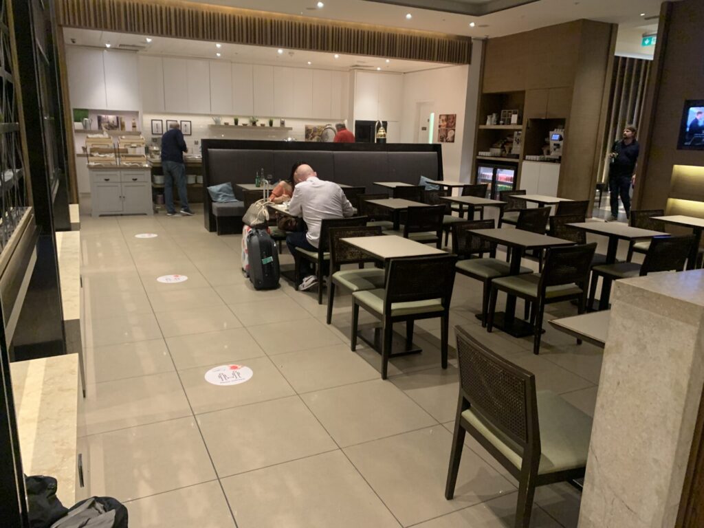 Neil Scrivener reviews the Plaza Premium Lounge at Heathrow's Terminal 2, using an American Express Platinum Card for access.