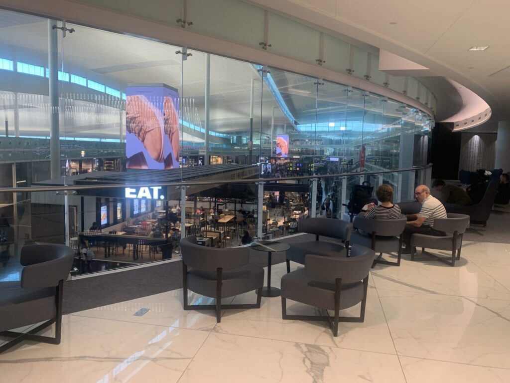 Neil Scrivener reviews the Aena VIP Miro Lounge at Terminal 1, Josep Tarradellas Barcelona–El Prat Airport, Spain.