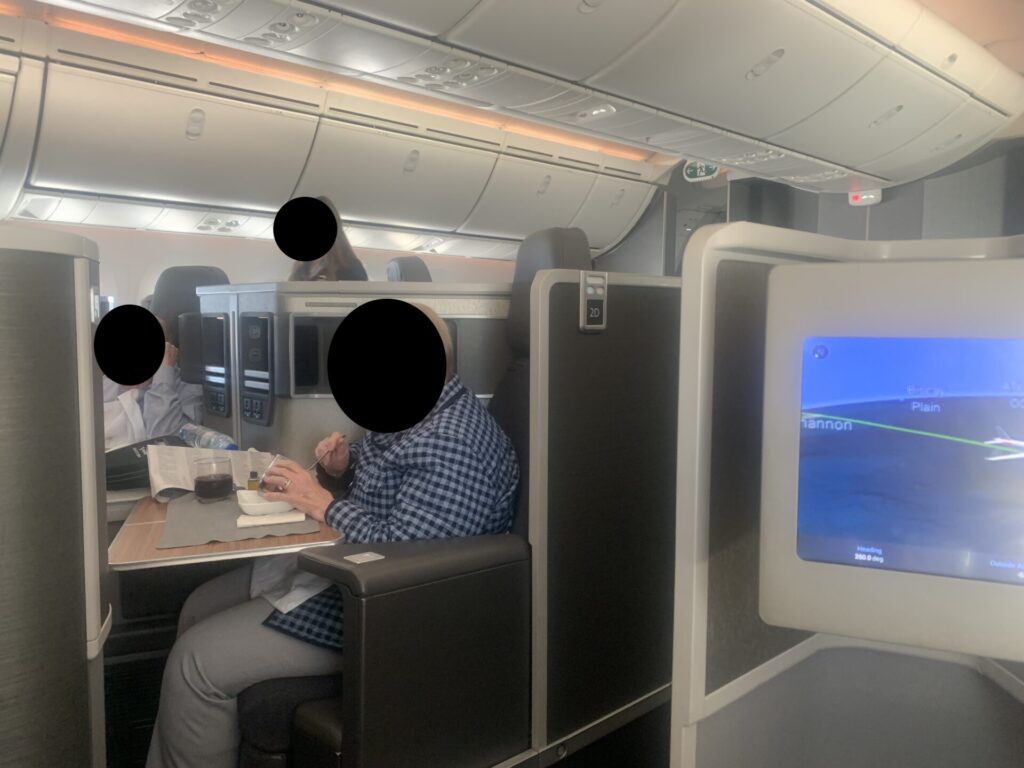 Neil Scrivener reviews American Airlines AA723 from Dublin (DUB) to Philadelphia (PHL) on the Boeing 787-8 Dreamliner, in Flagship Business.