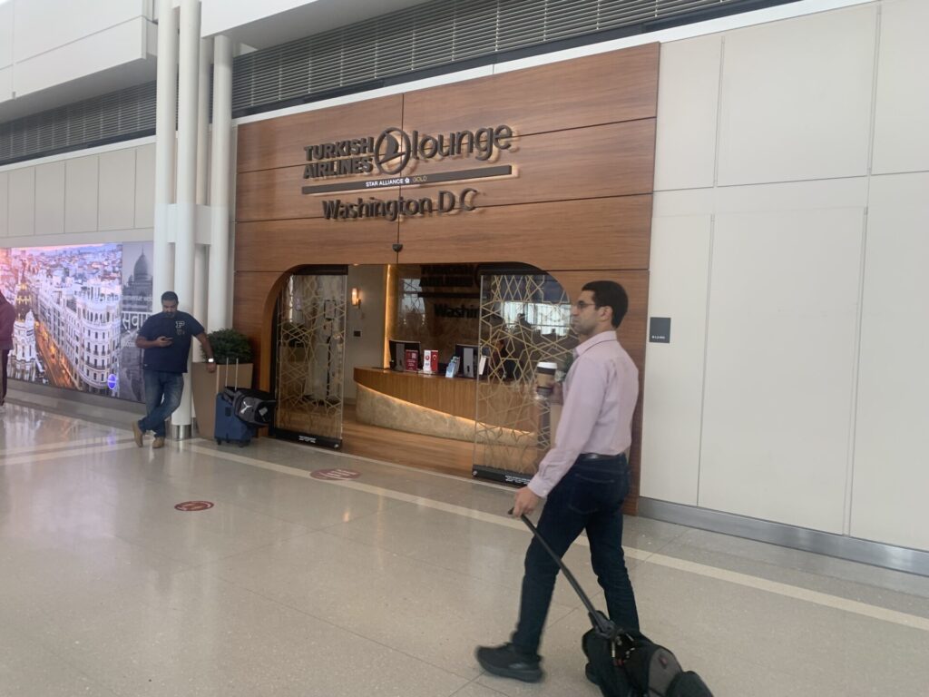 Neil Scrivener reviews the Turkish Airlines lounge at Washington Dulles' Concourse B (IAD), accessed with a Priority Pass.