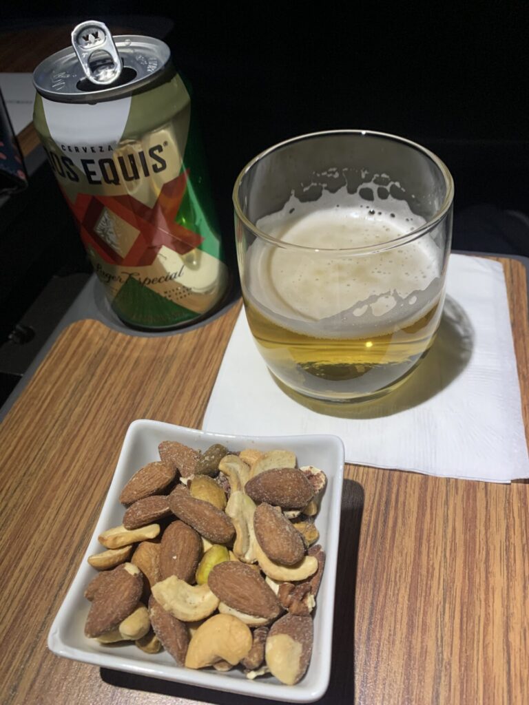 Neil Scrivener reviews the American Airlines Transcon route from San Fransisco (SFO) to New York (JFK) on the A321T.