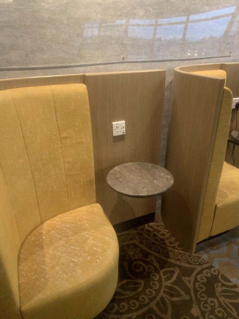 Flying Business reviews the Plaza Premium Lounge at Terminal 1 of Singapore's Changi International Airport.