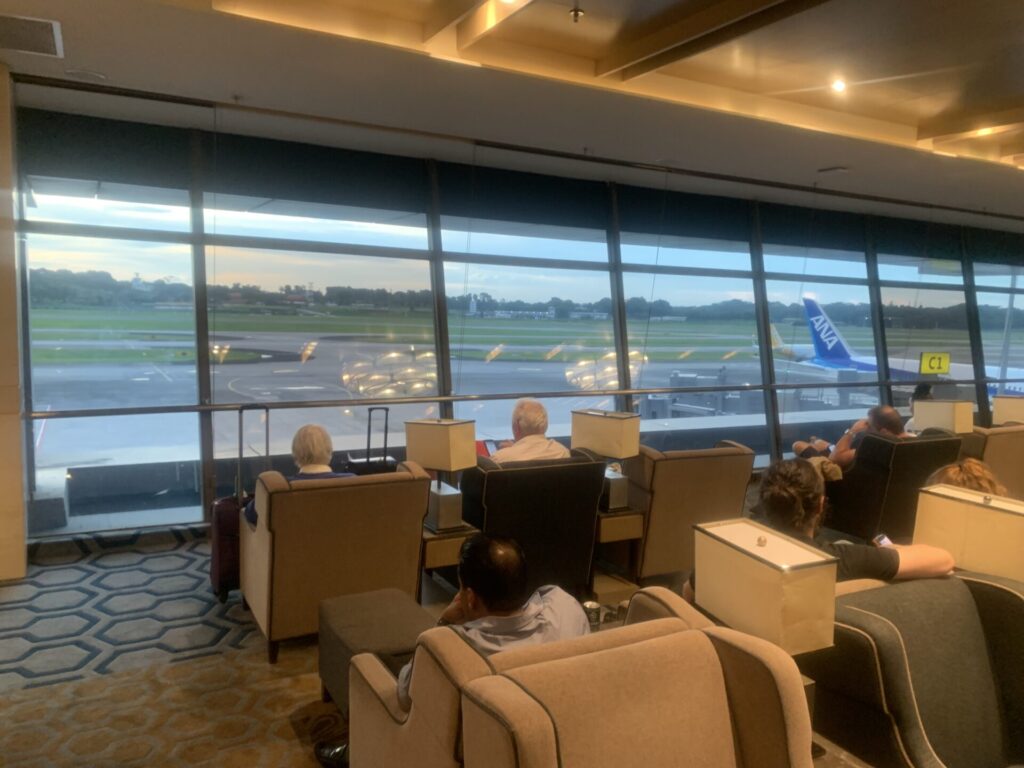 Flying Business reviews the Plaza Premium Lounge at Terminal 1 of Singapore's Changi International Airport.