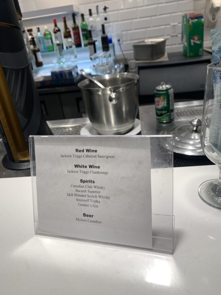 Flying Business reviews the Plaza Premium Lounge in Toronto Pearson Airport's Terminal 1 at Gate E77 - accessed via a Platinum American Express. 