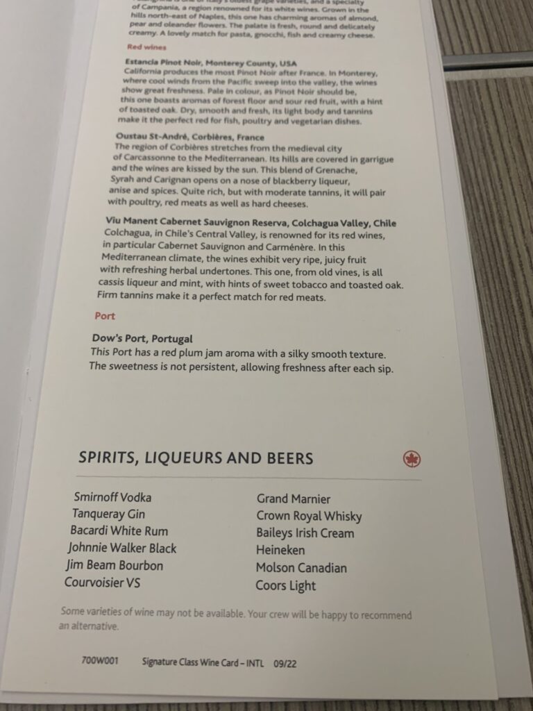 Neil Scrivener reviews Air Canada's Signature Class on a flight from Toronto to Dublin on the Boeing 787-9. 