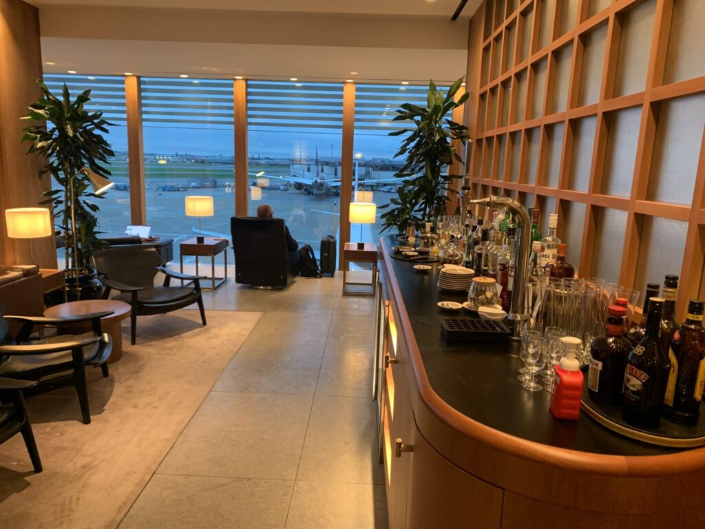 Flying Business reviews the Cathay Pacific First and Business Class Lounges at Heathrow's Terminal 3. 