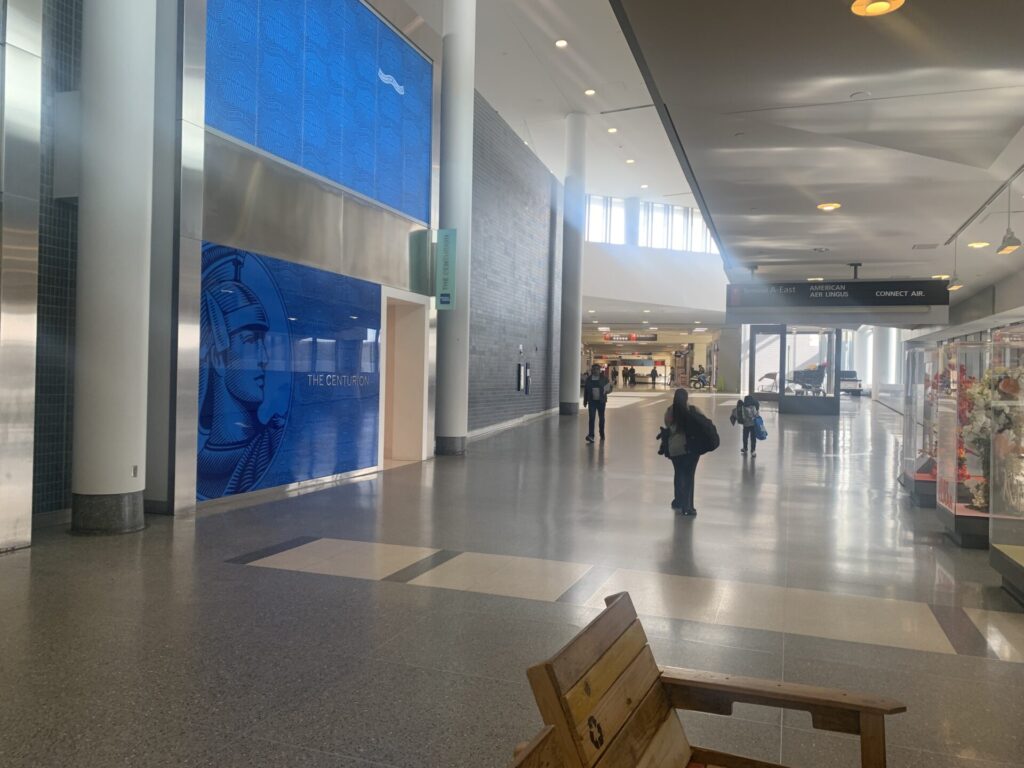 Flying Business reviews the American Express Centurion Lounge at Philadelphia's International Airport. 