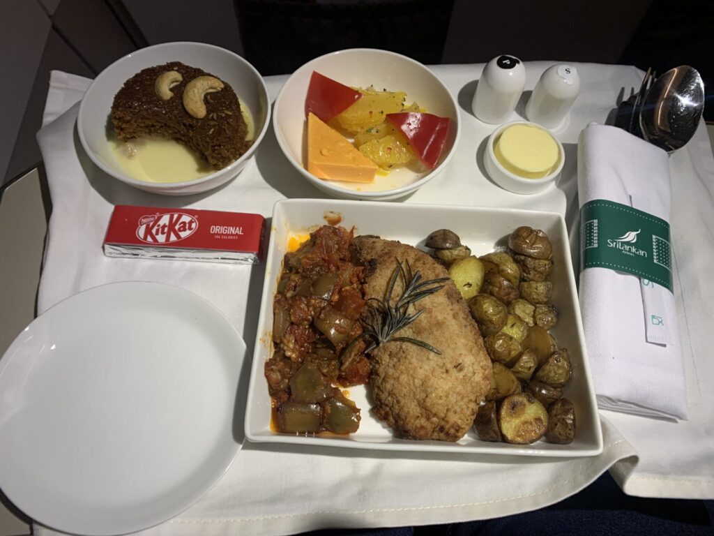 Neil Scrivener reviews Srilankan Airlines' Business Class offerings on the A320 and A330 from Colombo to Singapore and back!