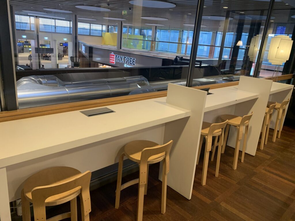 Flying Business reviews the Aspire Lounge in Copenhagen's Kastrap International Airport, CPH - accessed via a Priority Pass