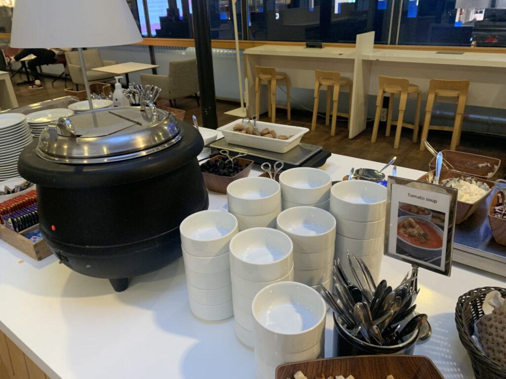 Flying Business reviews the Aspire Lounge in Copenhagen's Kastrap International Airport, CPH - accessed via a Priority Pass