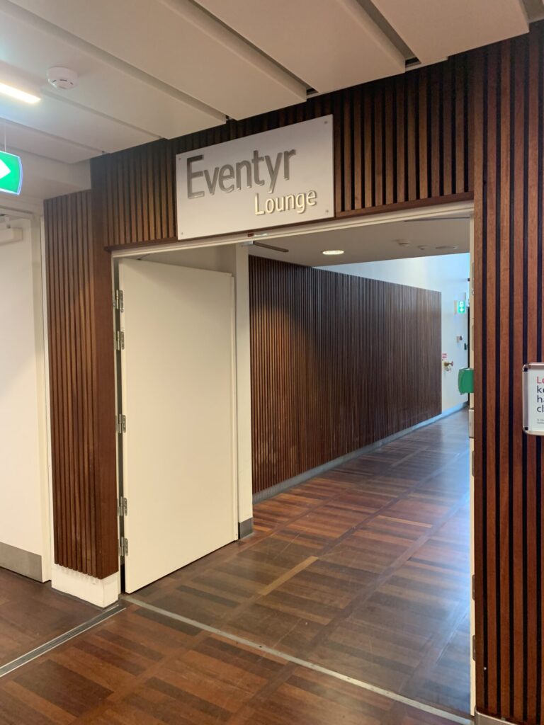 Flying Business reviews the Eventyr Lounge in Copenhagen Airport's Terminal 2, Non-Schengen Area.