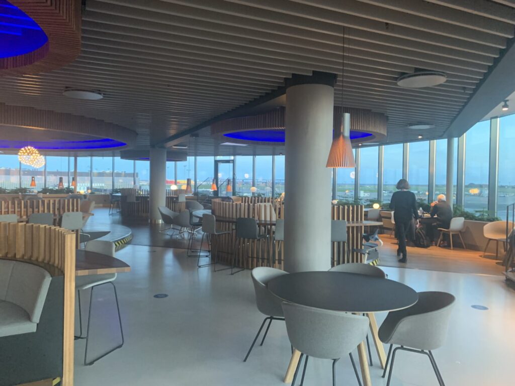 Flying Business reviews the Eventyr Lounge in Copenhagen Airport's Terminal 2, Non-Schengen Area.