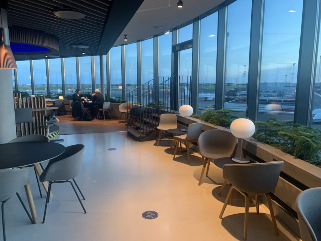 Flying Business reviews the Eventyr Lounge in Copenhagen Airport's Terminal 2, Non-Schengen Area.