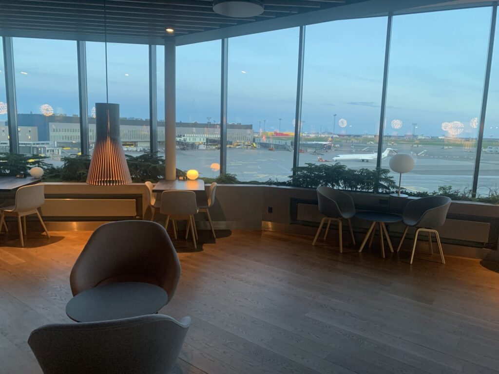 Flying Business reviews the Eventyr Lounge in Copenhagen Airport's Terminal 2, Non-Schengen Area.