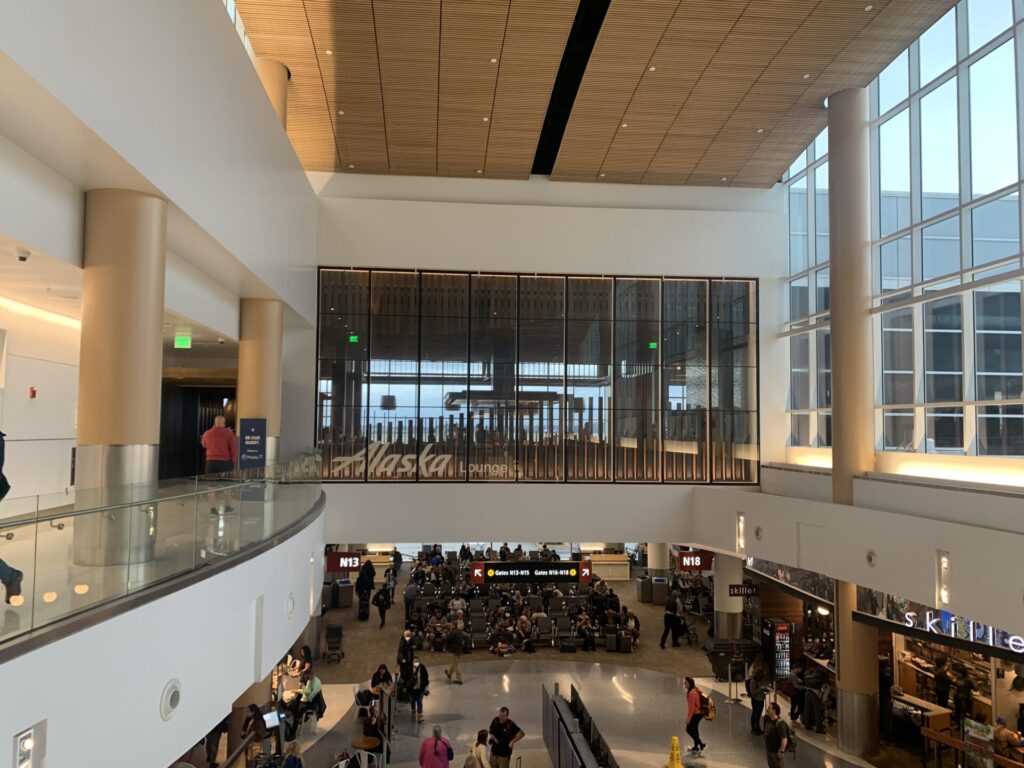 Flying Business reviews the Alaska Airlines Lounge in Seattle's Tacoma Airport in the North Satellite - N-Gates.  