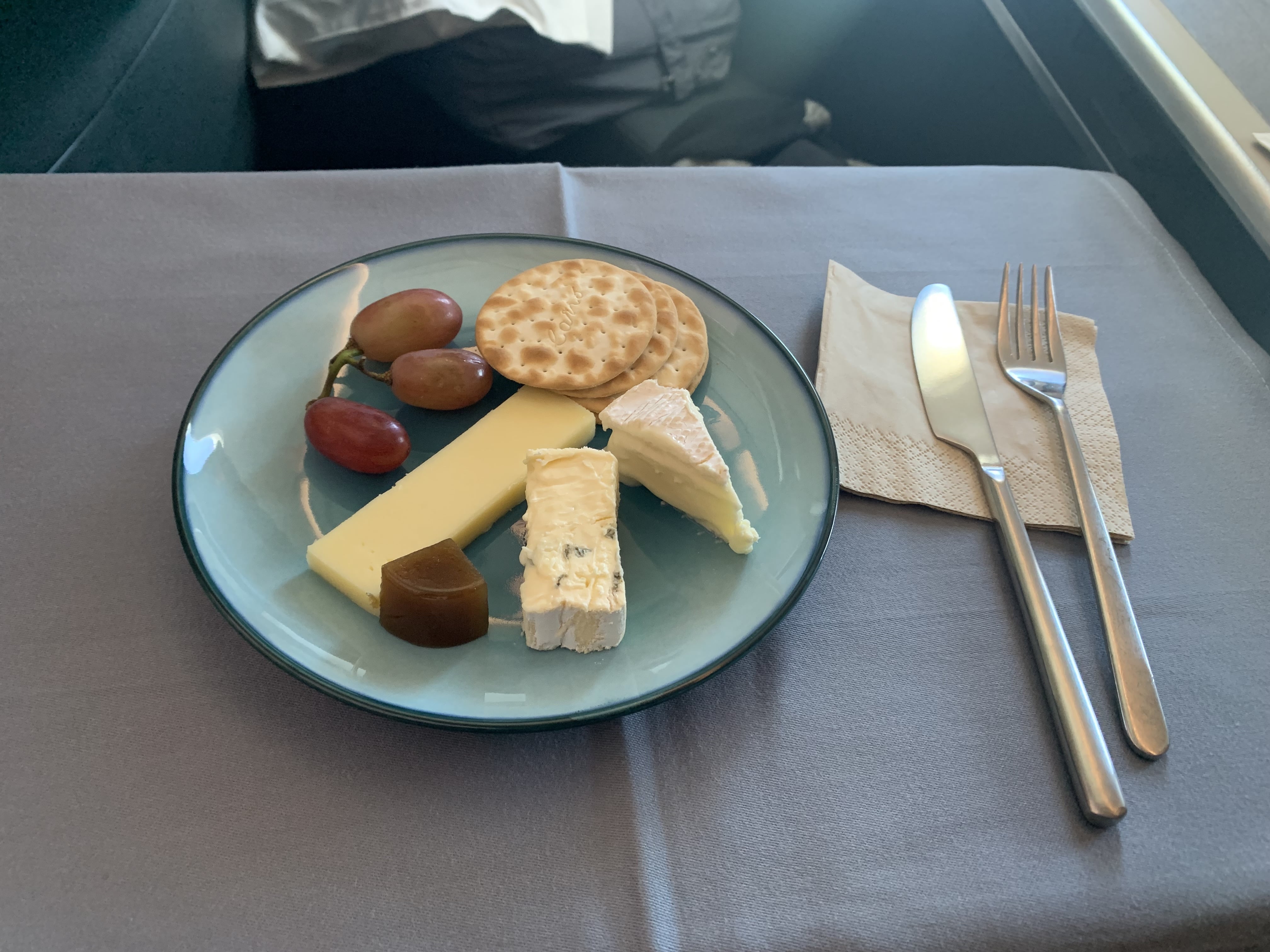 Neil Scrivener reviews Cathay Pacific's Business Class on board CX253 from Hong Kong to Heathrow on the A350-900.