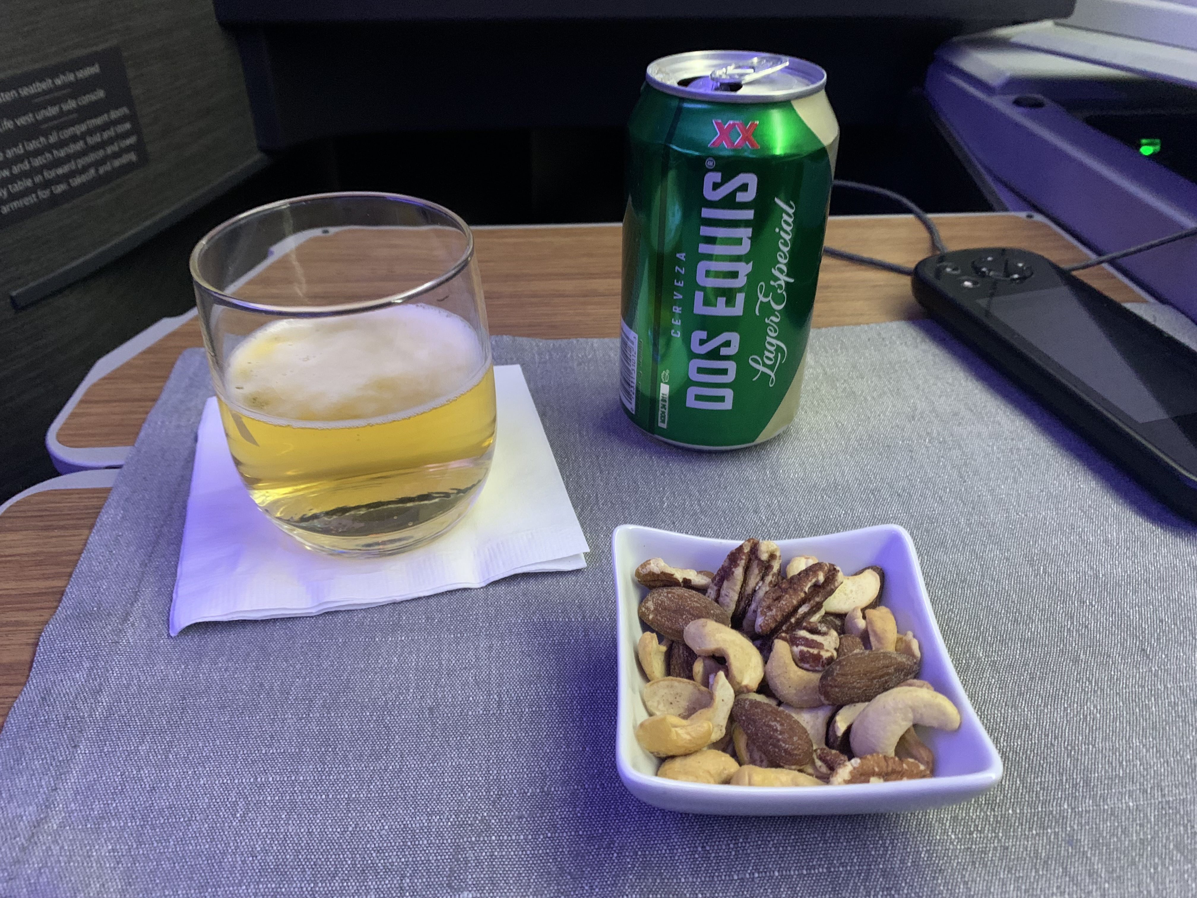 Neil Scrivener reviews American Airlines AA156 from Seattle to London Heathrow in Business Class, on the Boeing 777-200.