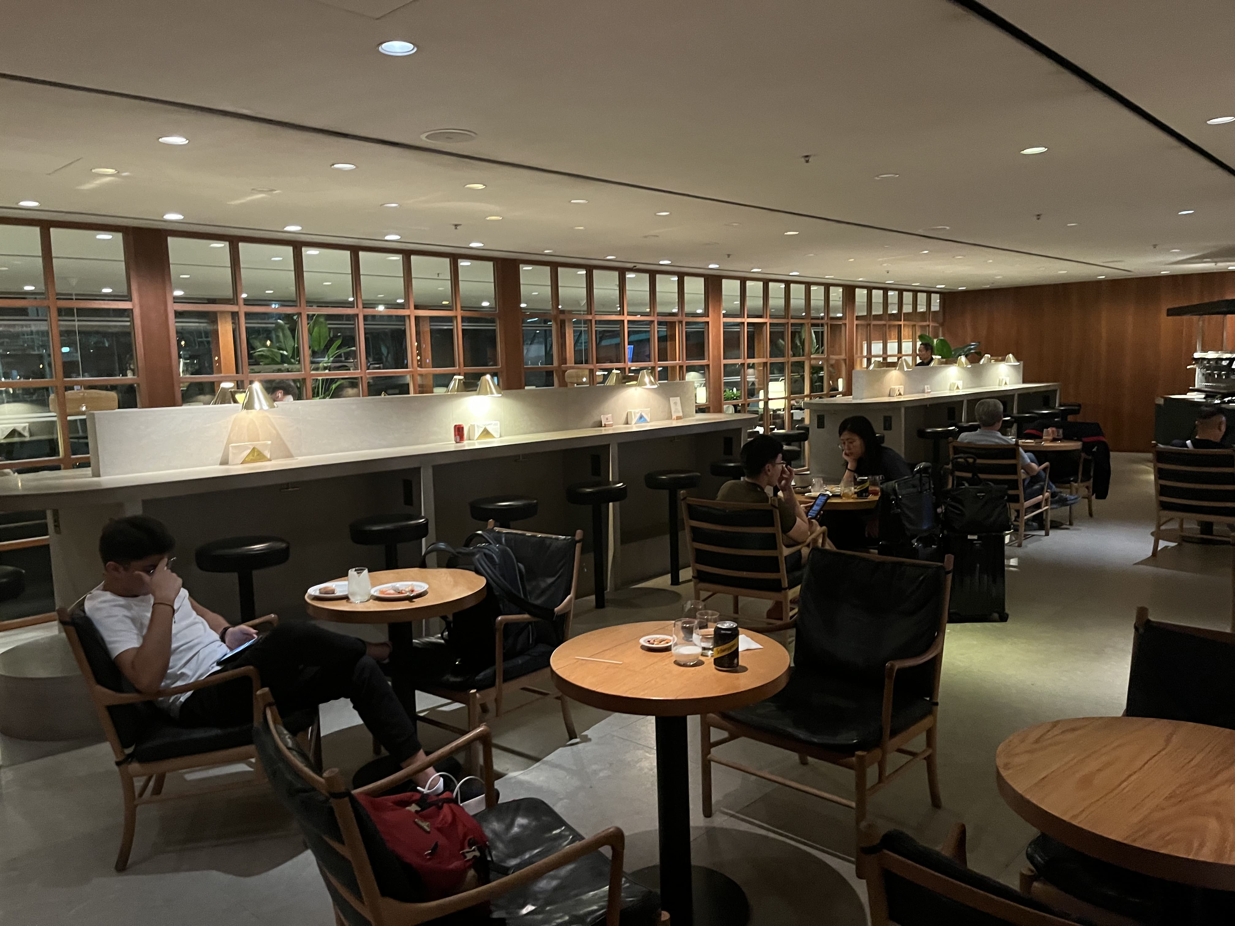 Neil Scrivener reviews Cathay Pacific's The Pier (Business), in Hong Kong's International Airport (HKG), by Gate 65.