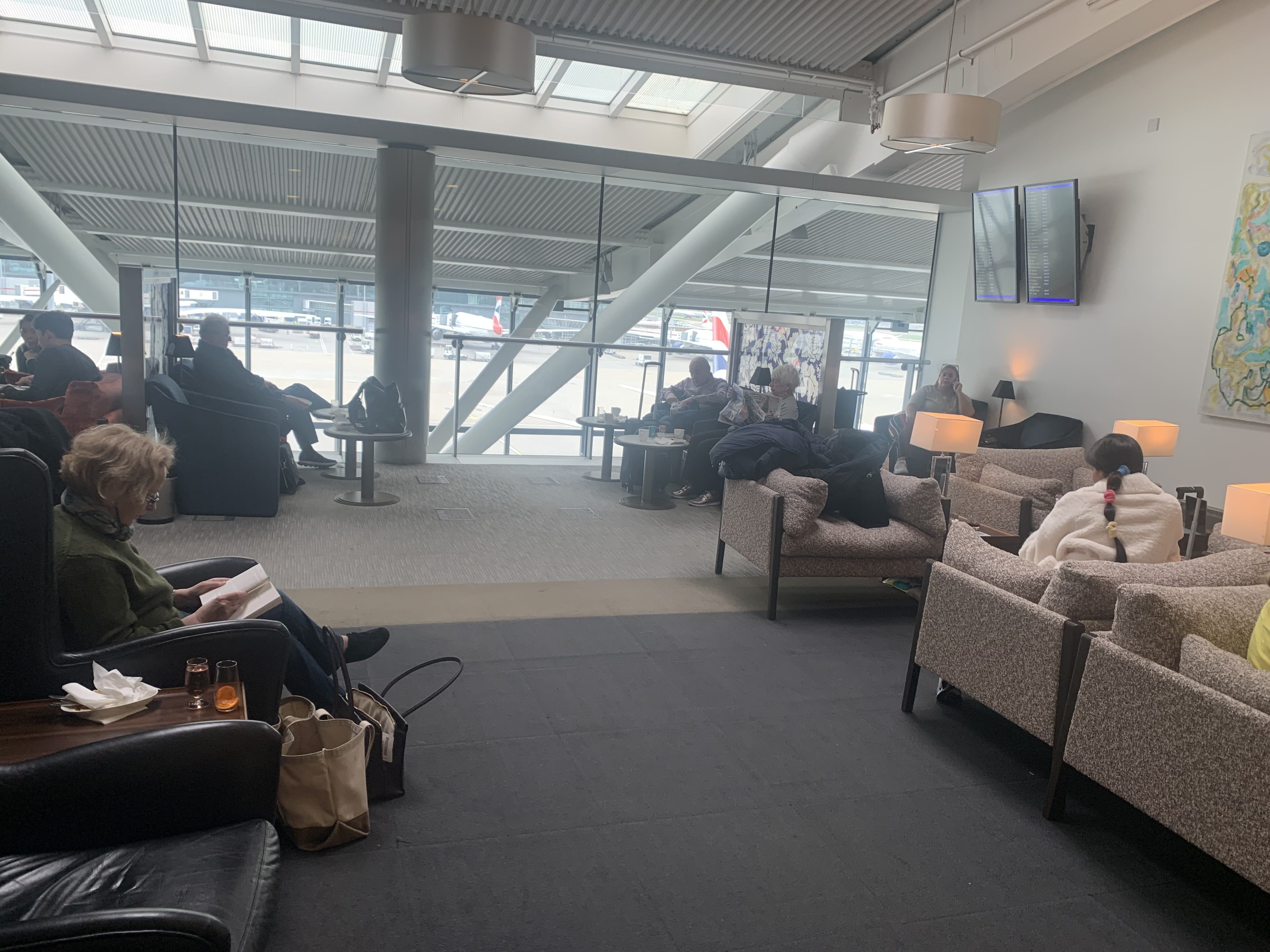 Neil Scrivener reviews the British Airways Lounge at Heathrow's (LHR) Terminal 5B/B-Gates.