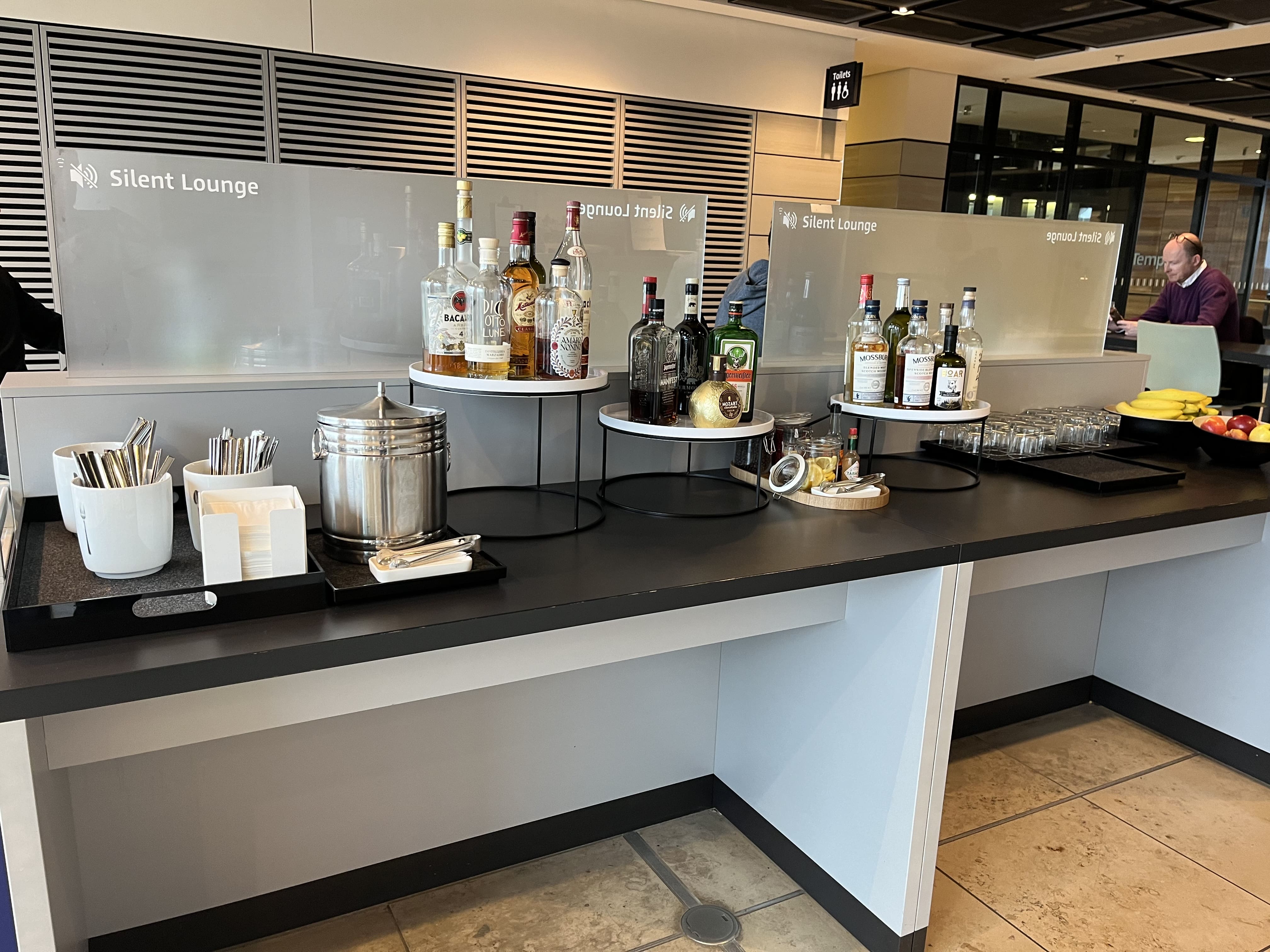 Neil Scrivener reviews the Templehof Lounge in Berlin's Brandenburg Airport, Germany, BER.