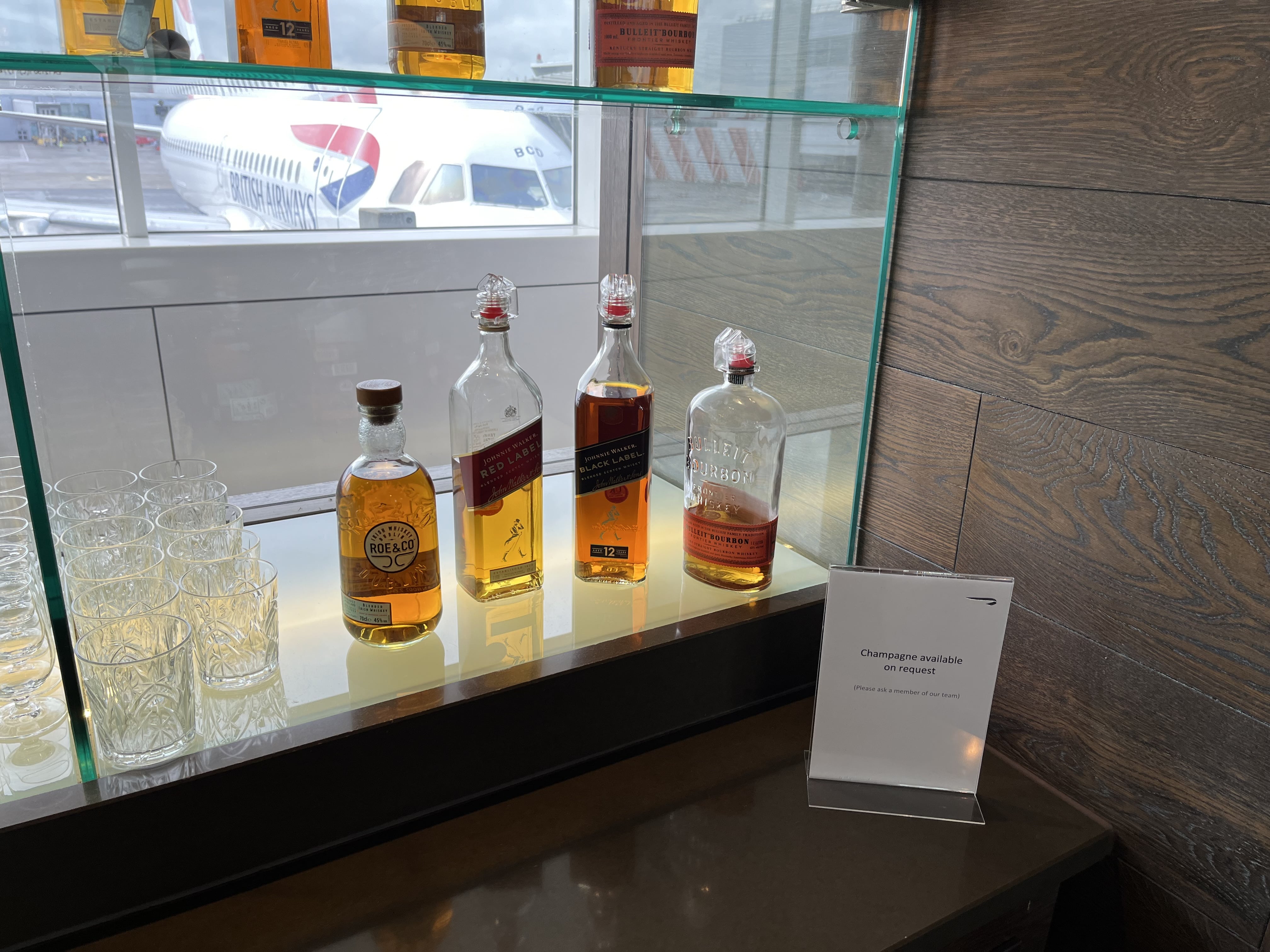 Neil Scrivener reviews the British Airways Lounge at Glasgow International Airport (GLA). Access for OneWorld Members and those flying Business Class.