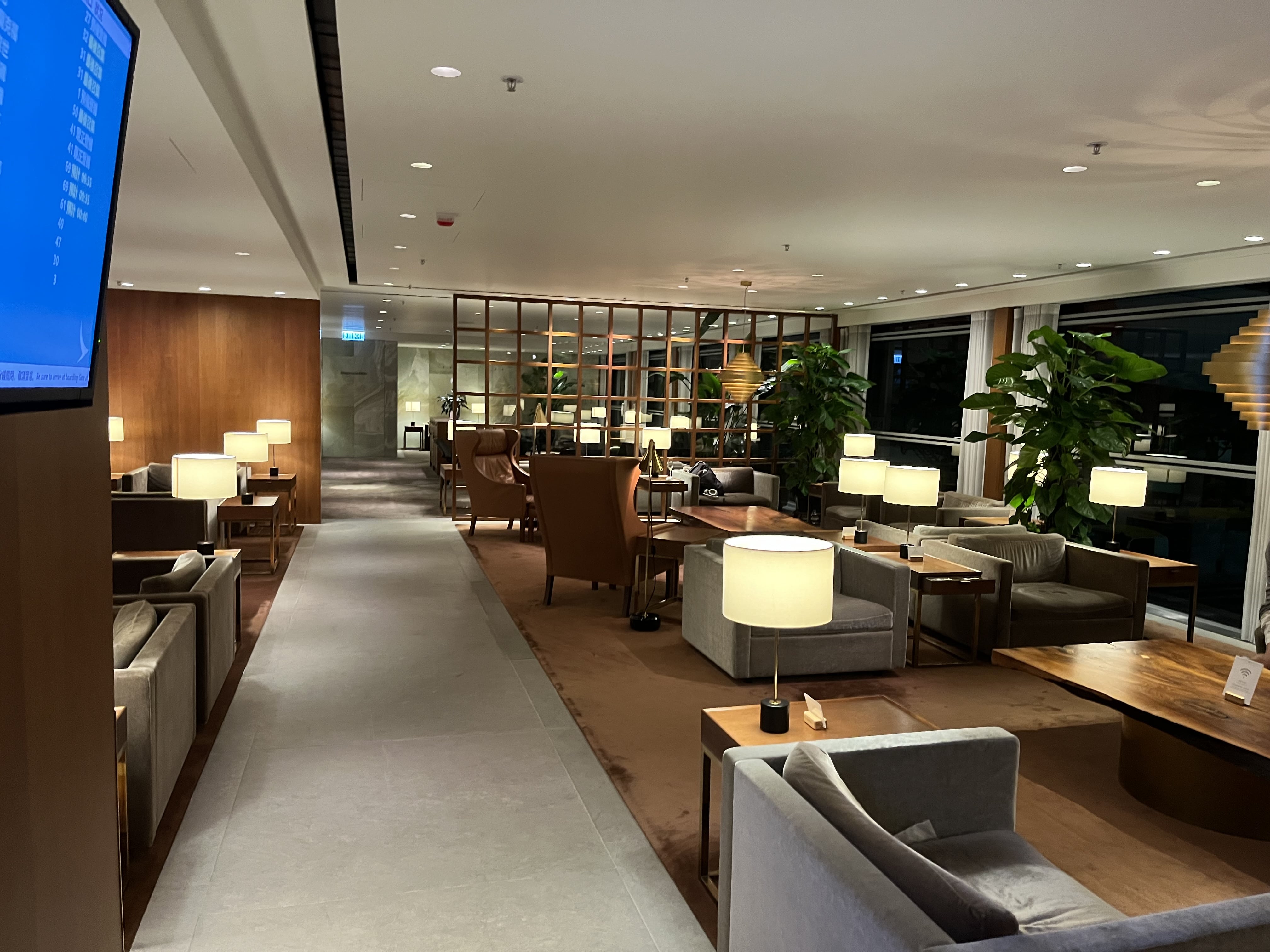 Neil Scrivener reviews Cathay Pacific's The Pier (First), in Hong Kong's International Airport (HKG), by Gate 63.