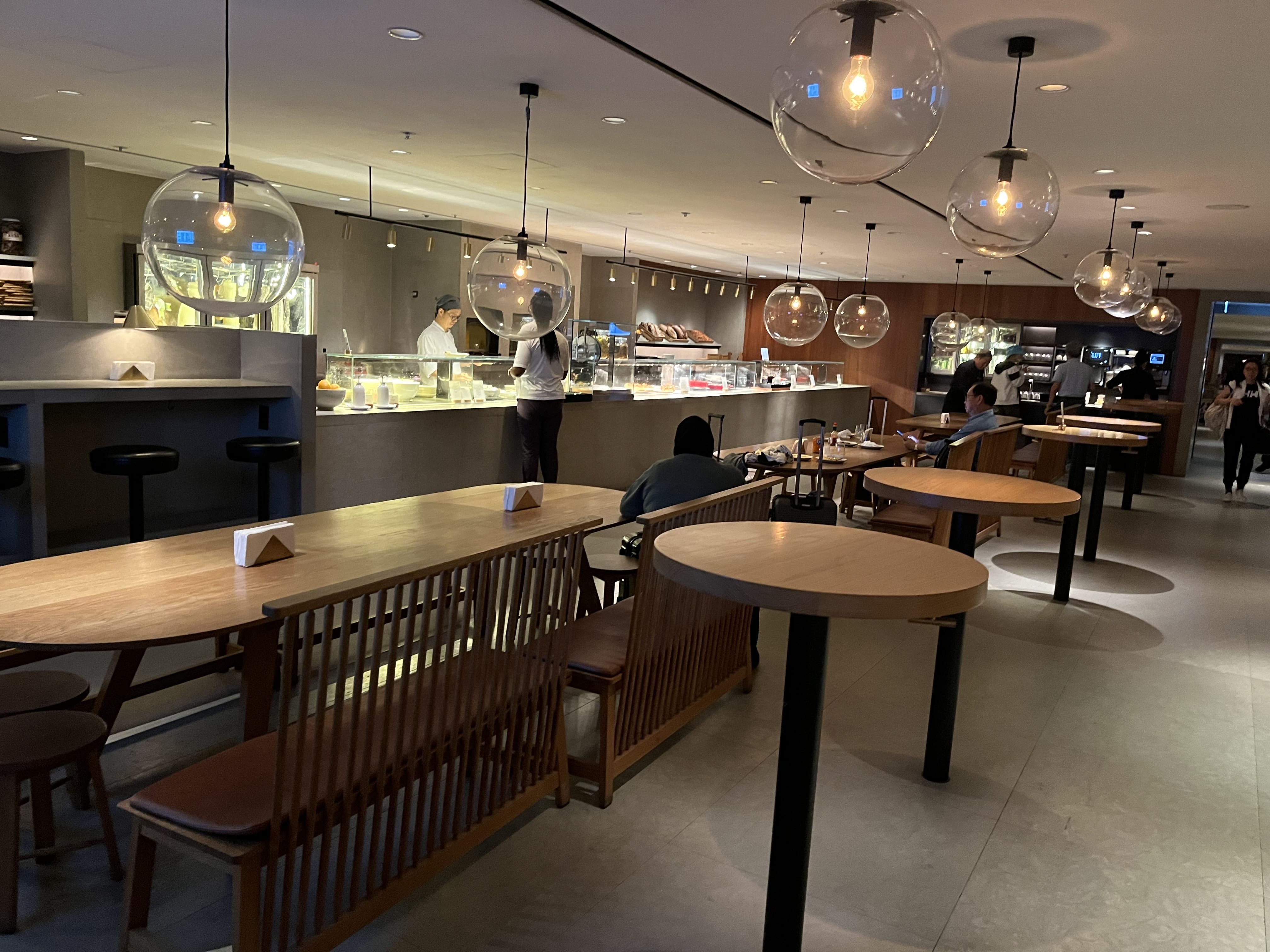 Neil Scrivener reviews Cathay Pacific's The Pier (Business), in Hong Kong's International Airport (HKG), by Gate 65.