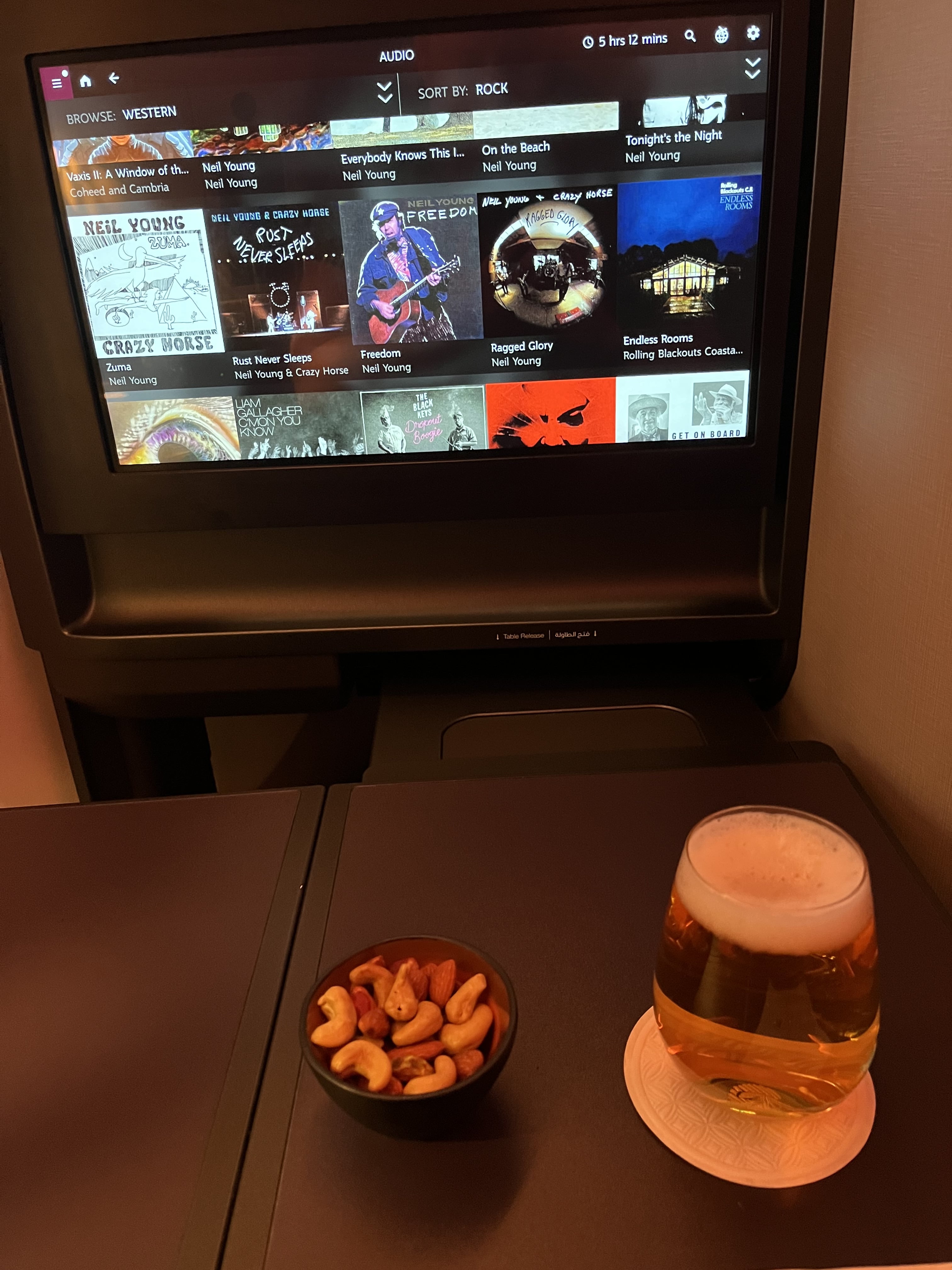 Neil Scrivener reviews QR72 from Frankfurt to Doha on Qatar Airways in Business Class. 