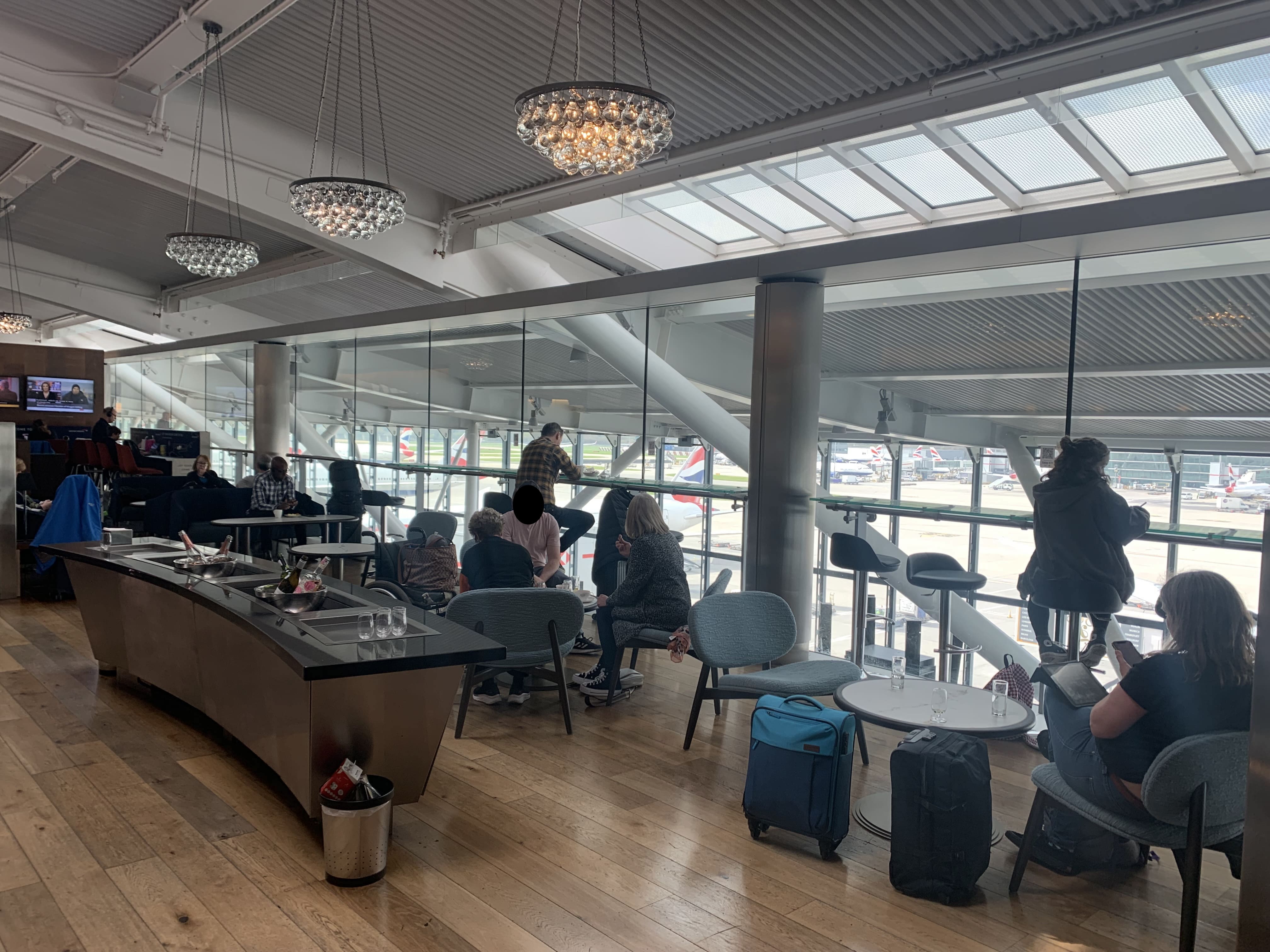 Neil Scrivener reviews the British Airways Lounge at Heathrow's (LHR) Terminal 5B/B-Gates.