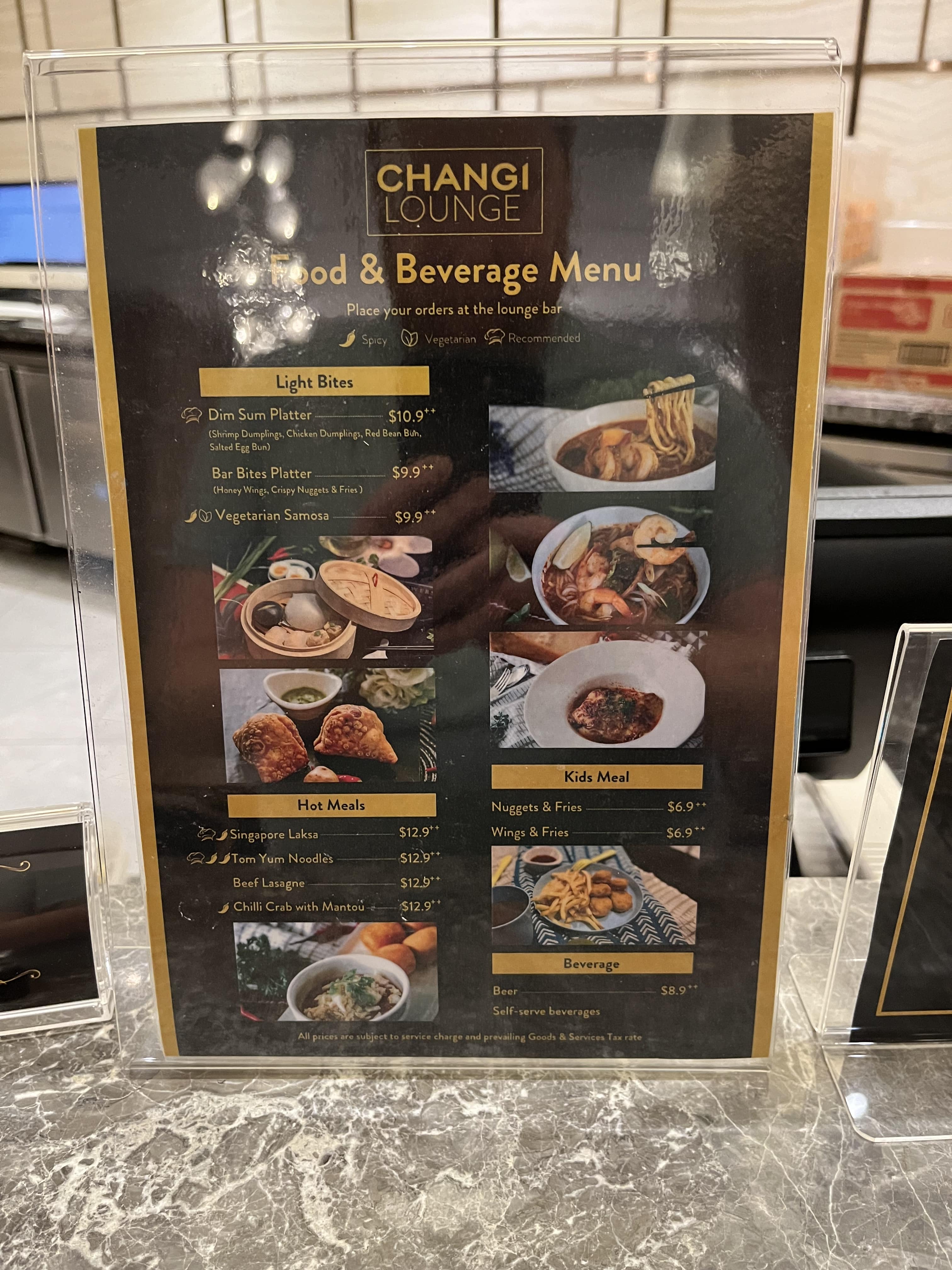 Neil Scrivener reviews the Changi Lounge in Singapore Airport's Jewel, on land side - with Priority Pass access. 