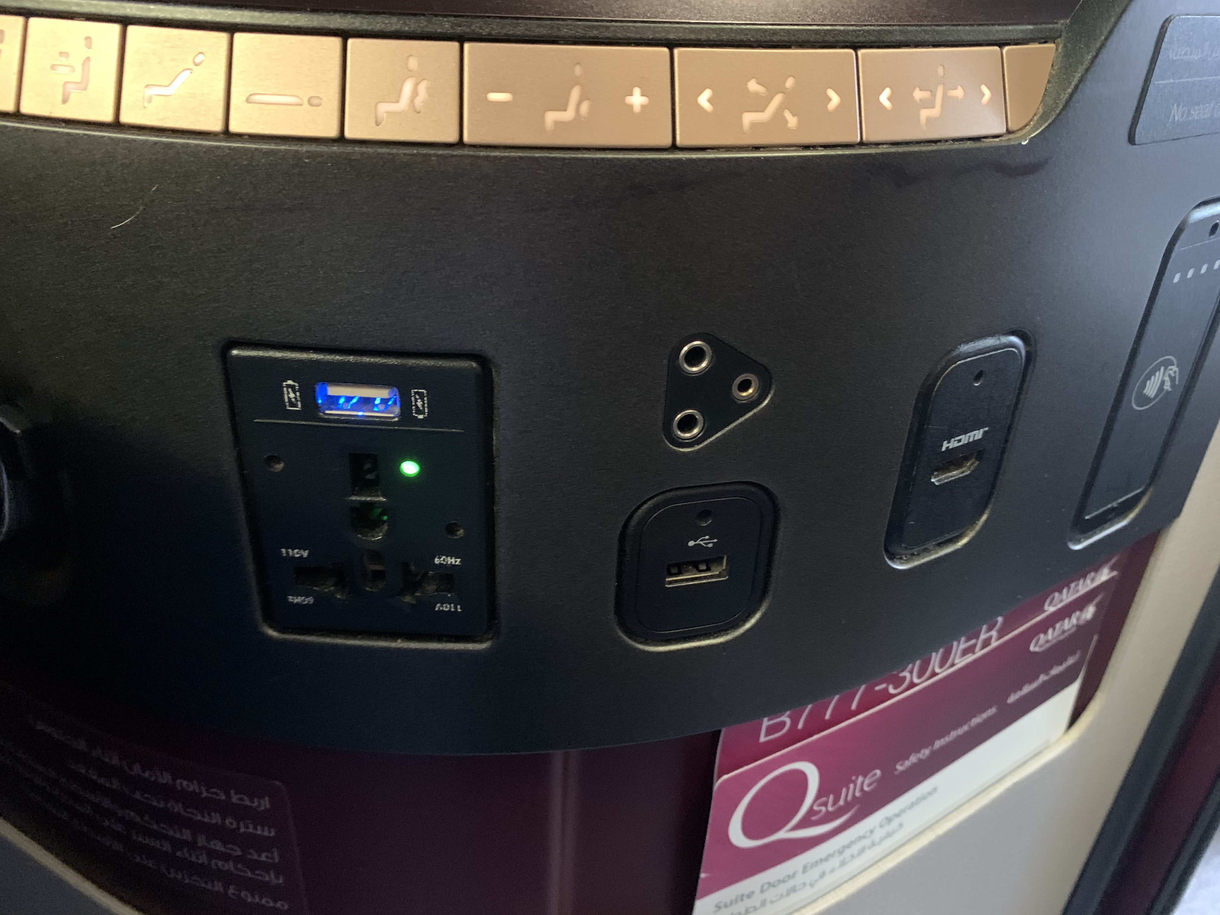 Neil Scrivener reviews the Qatar Airways Double QSuite, on the Boeing 777-300ER.