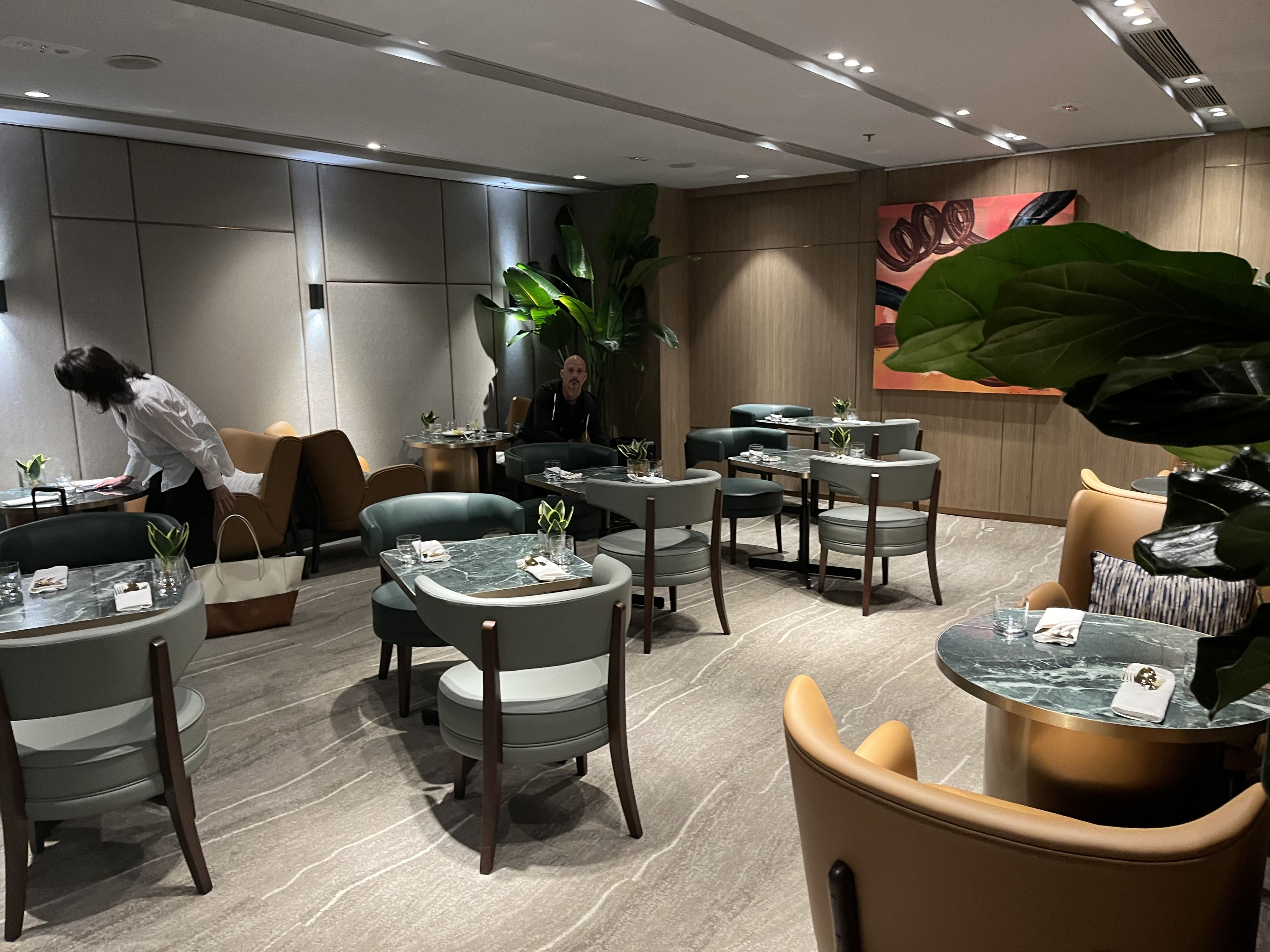 Neil Scrivener reviews the Plaza Premium Lounge First, in Hong Kong's International Airport. 