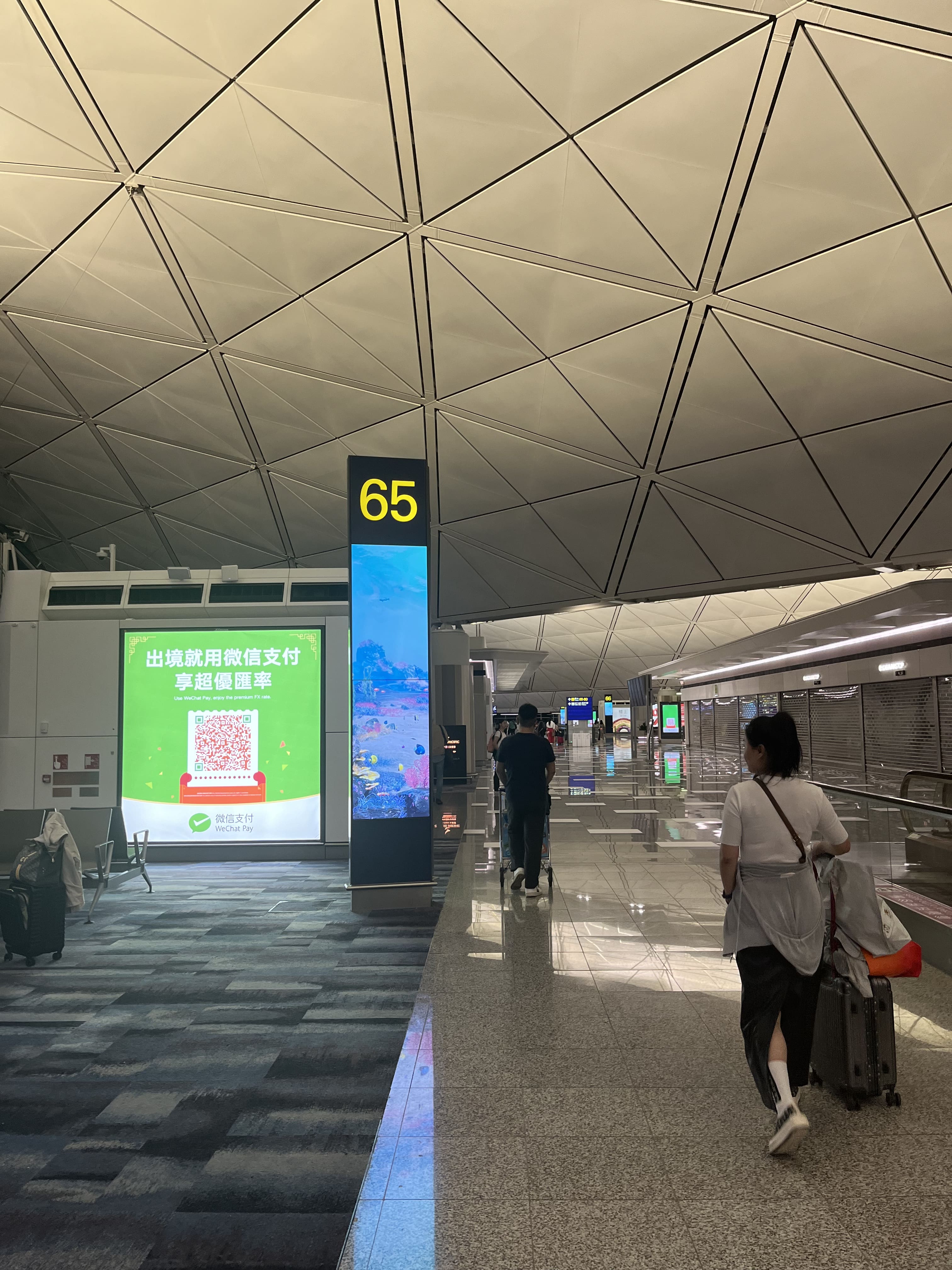 Neil Scrivener reviews Cathay Pacific's The Pier (Business), in Hong Kong's International Airport (HKG), by Gate 65.