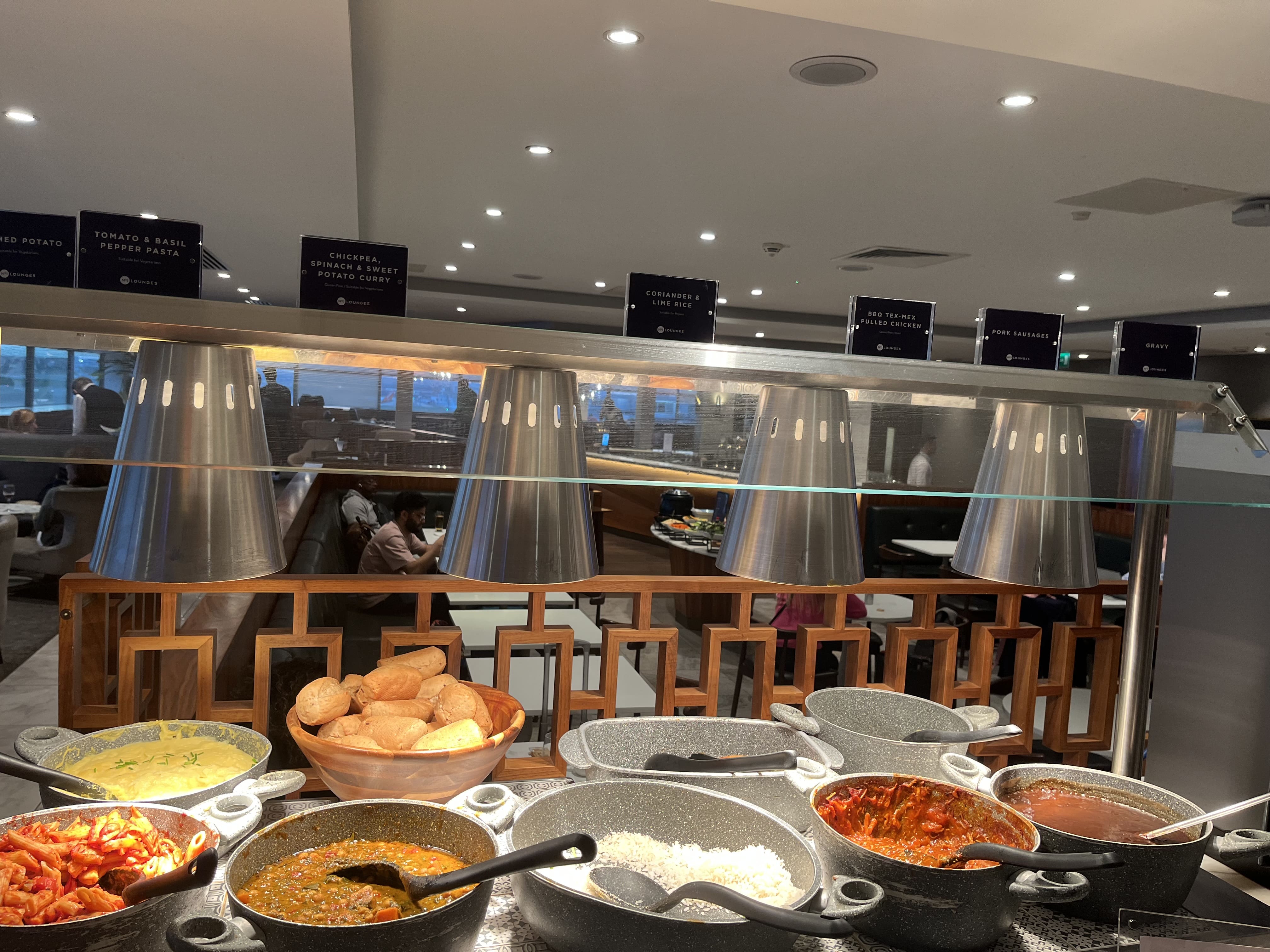 Neil Scrivener reviews the No1 Lounge in Gatwick's Airport, accessed via Priority Pass. 