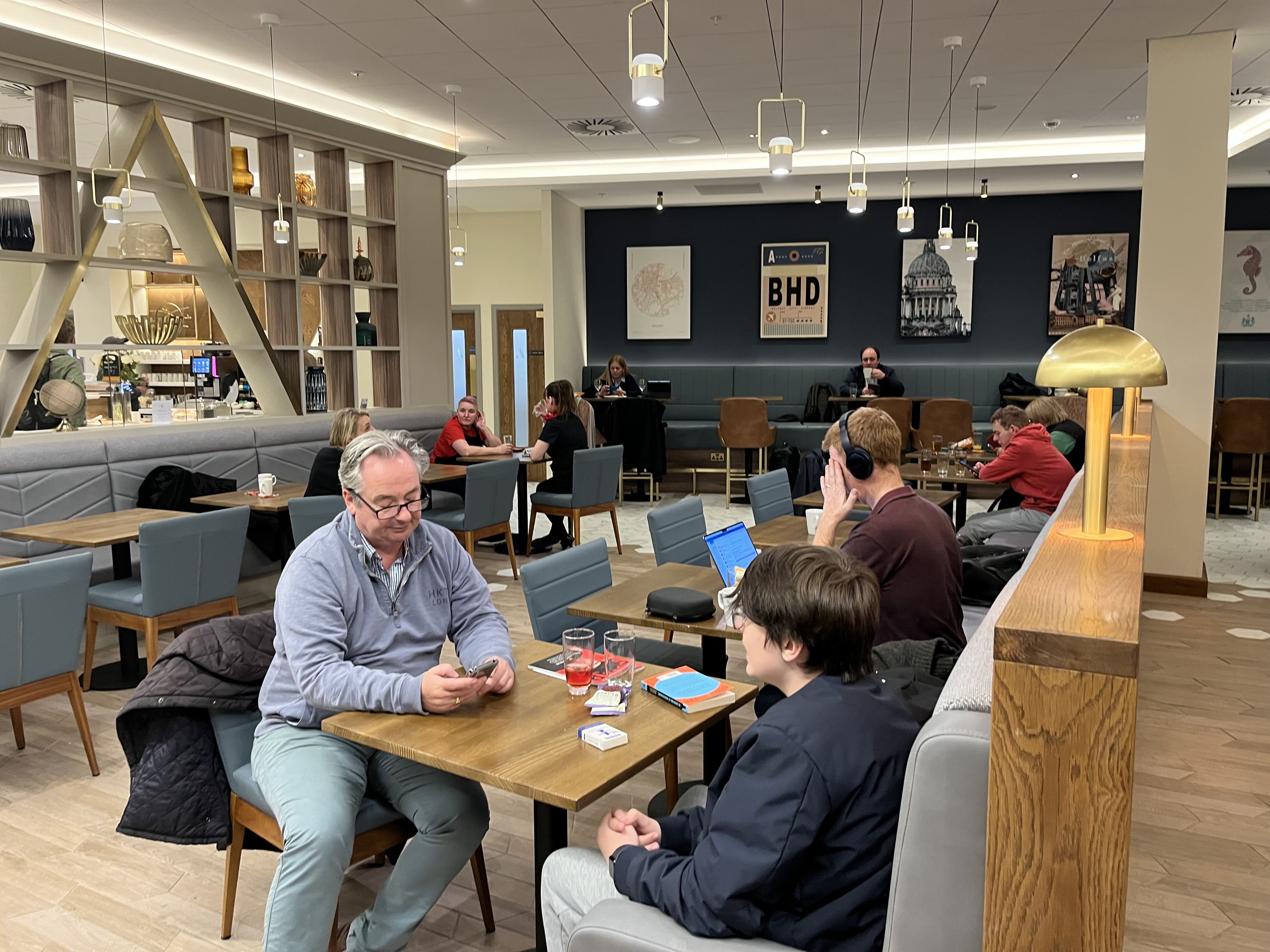 Neil Scrivener reviews the Aspire Lounge in Belfast's City Airport, accessed via British Airways (or Priority Pass). 