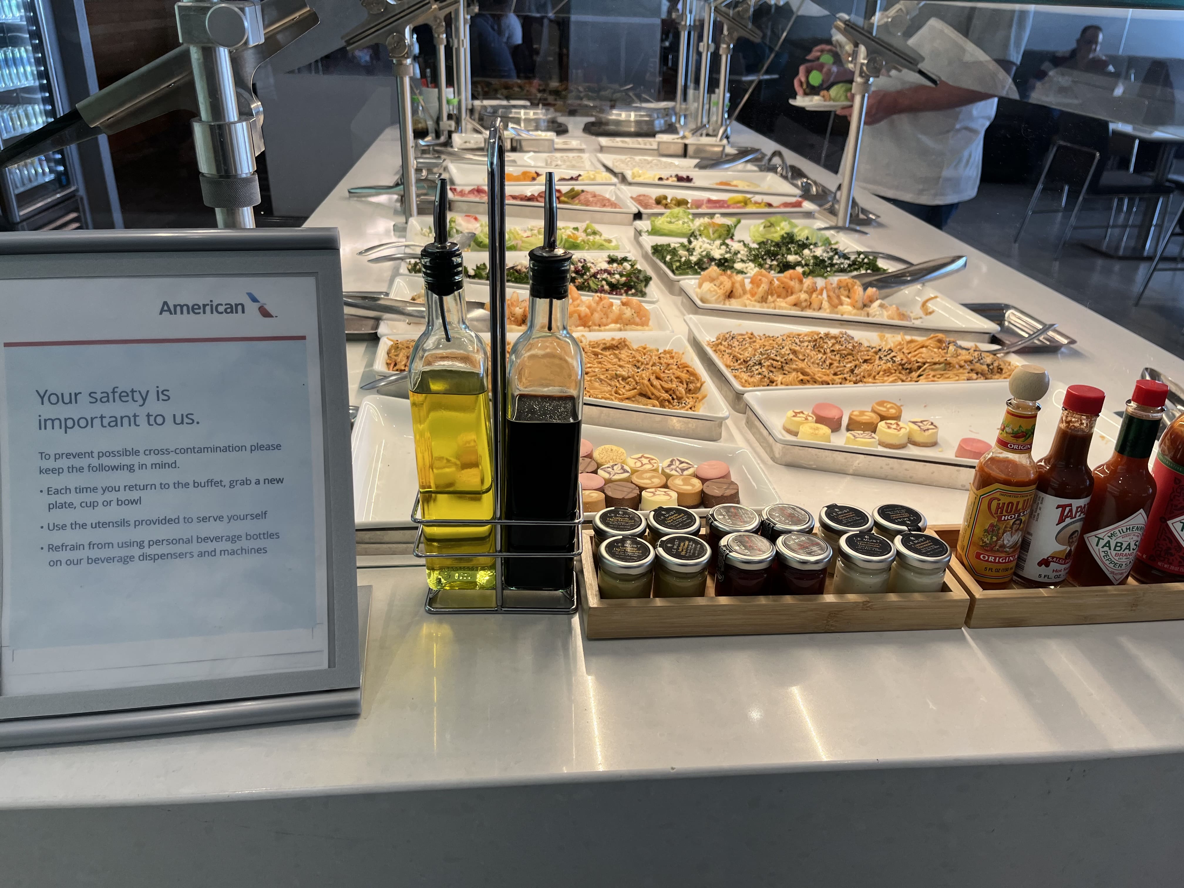 Neil Scrivener reviews the American Airlines Flagship Lounge in Dallas Forth Worth Airport (DFW) at D-Gates.