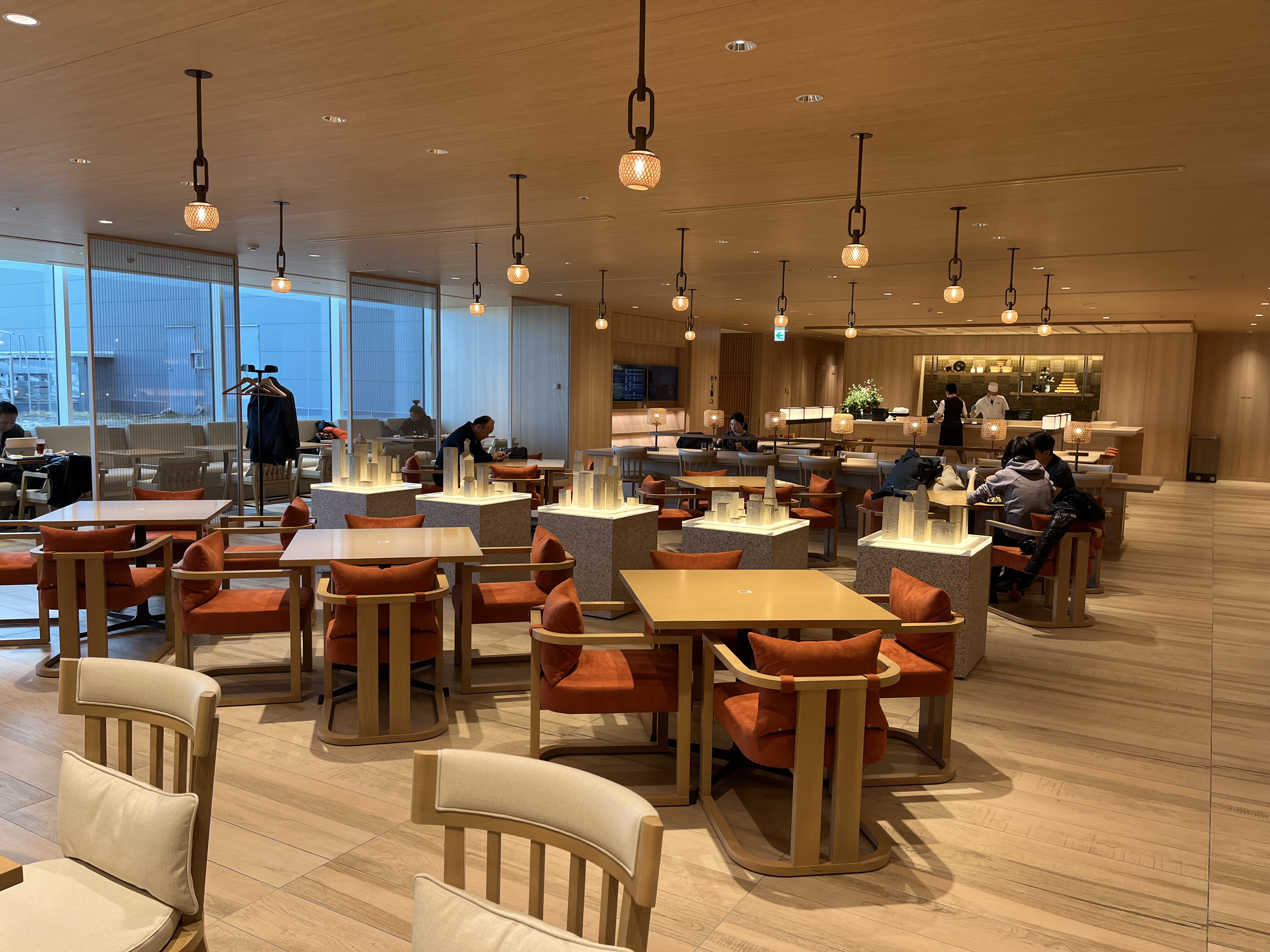 Neil Scrivener reviews the JAL First Lounge in Terminal 3 of Haneda's Tokyo Airport. 