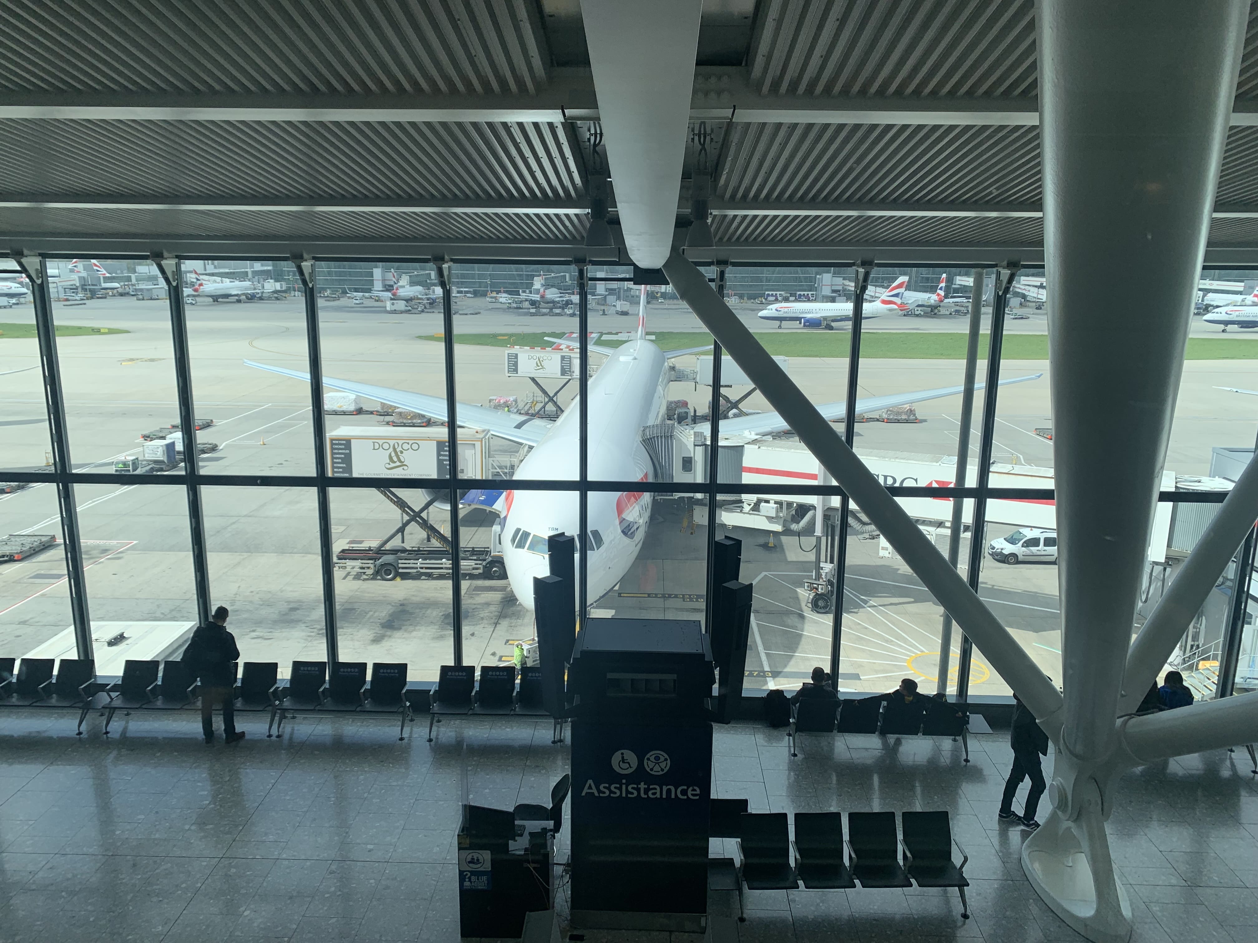 Neil Scrivener reviews the British Airways Lounge at Heathrow's (LHR) Terminal 5B/B-Gates.